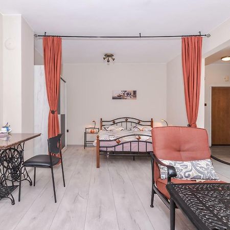 Visit Sofia Macedonia Square Central Apartment By Flat Mаnager Buitenkant foto